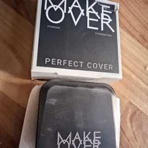 [HARGA TERMURAH!] MAKE OVER Perfect Cover Powder Foundation - TWC Two Way Cake Cover Melt and Blur Powder 16H Blurring Velvet Smooth Finish Bedak Padat Compact High Coverage Ringan Wajah Flawless Make Up Tahan Lama Non-Comedogenic BEST SELLER