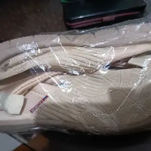 NW067 Sepatu Slip On Wanita Casual