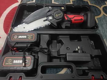 Product Review of 4/6/8/12/16 Inch Electric Cordless Saw Portable Chain Saw Battery Woodworking Cutting Machine Gergaji Elektrik Mesin Potong Pokok from H**7 1