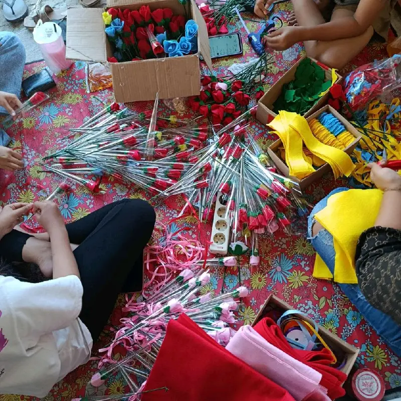 20k dapat 10 tangkai bunga flanel setangkai rangkaian Mawar 2