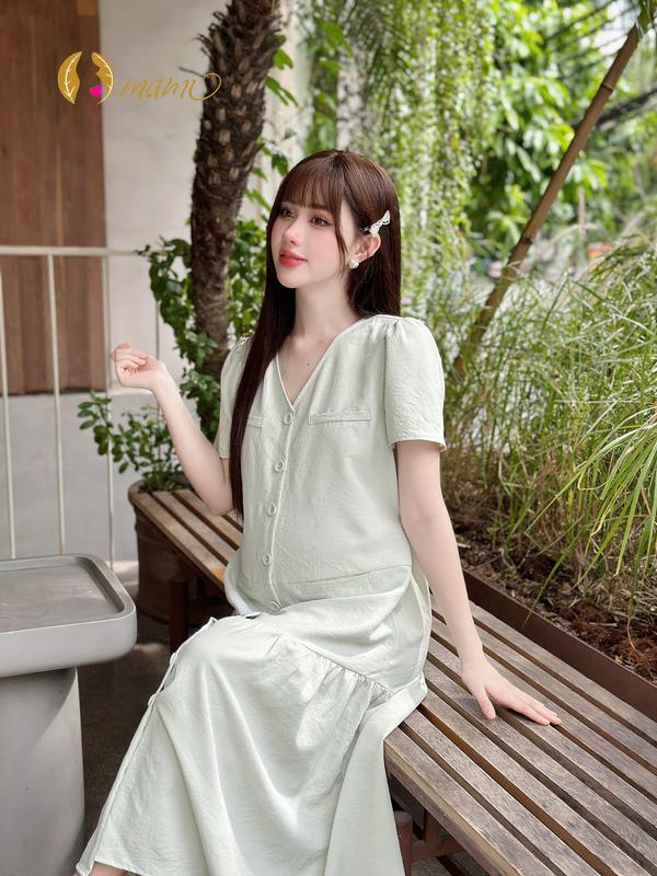 [MAMI] Váy bầu dáng suông màu xanh min cúc bọc cách điệu, váy bầu mùa hè, đầm bầu kẻ caro đầm bầu thiết kế by MAMI