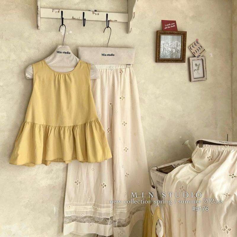 Set áo babydoll kèm quần thô hoa cắt nhẹ nhàng đi biển 5