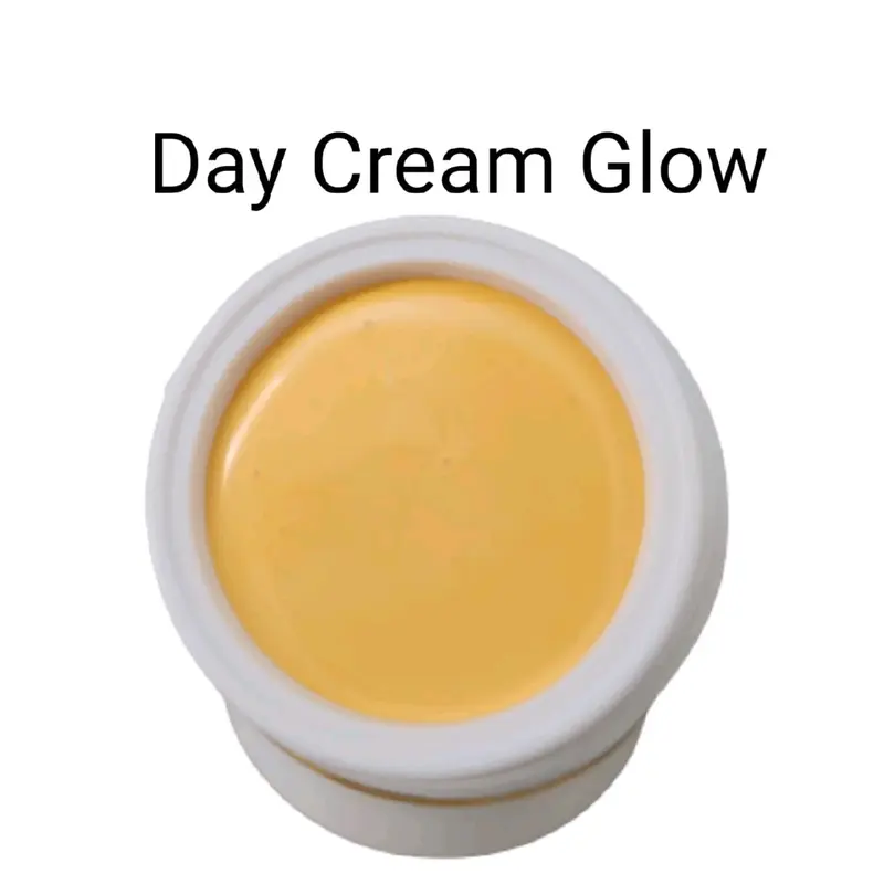 Day Cream Siang Glow Alas Bedak Textur Padat Berminyak Mencerahkan Wajah 2