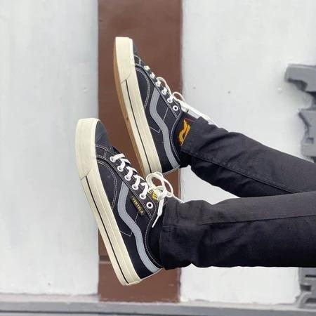 Sepatu Sneakers Ventela New PuBlic Low Black and White Original Casual Nyala Pria Wanita 8