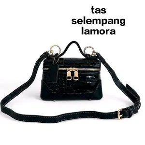 Lamora Tas Selempang & Bahu Wanita Kulit Anti Air Model Terbaru Tote Bag Fashionable dengan Resleting dan Tali Panjang Adjustable Cocok untuk Kantor dan Pesta Tas Selempang Anti Air dengan Resleting dan Tali Panjang Adjustable