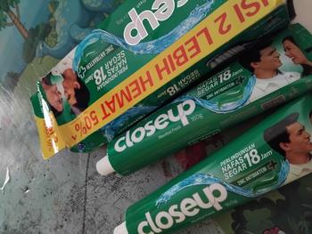 Product Review of CLOSEUP PASTA GIGI 160X2PCS from P**i F**h 1