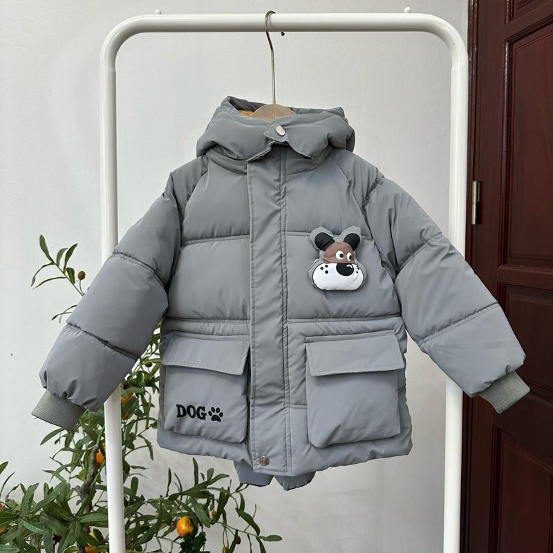 HELLO BOUTIQUE Áo Phao Trần Bông Gắn Cún lót lông cho bé trai 14-32kg. Trần bông 3 lớp bên trong lót lông mềm mại ấm áp cho mùa đông- Chất liệu vải phao nhung lỳ- Mũ có thể tháo rời