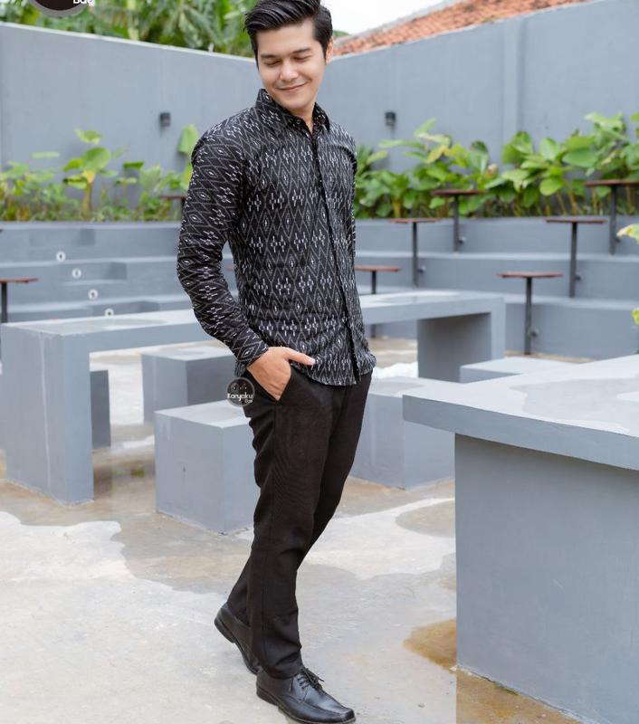Baju Kemeja Batik Pria Slimfit Elegant Lengan Panjang Bahan Katun Lembut Nyaman Motif Terbaru Seragam Kerja 1