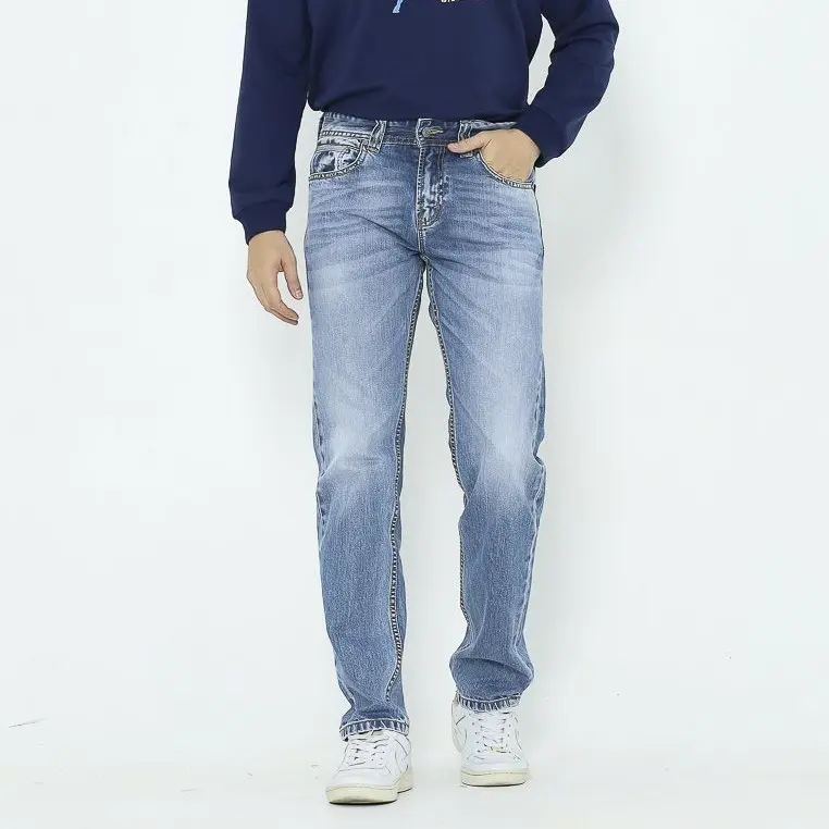 Slim Fit Jeans CFL094E Celana Jeans Pria