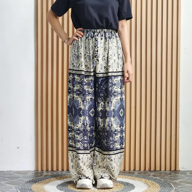 Vomila Celana Kulot Rayon Motif Valerie 1