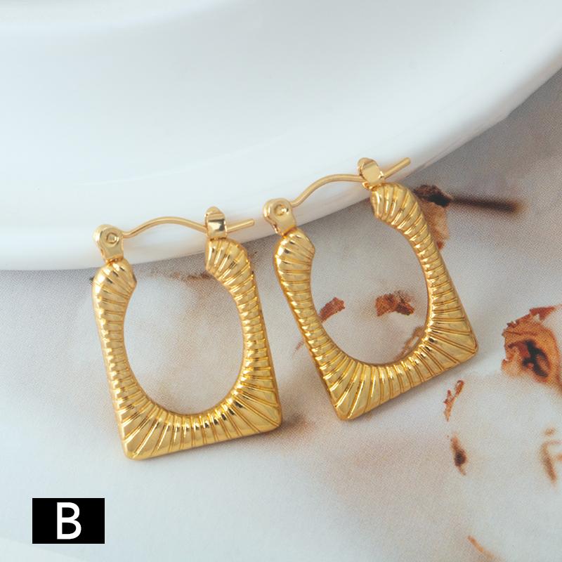 Product Introduction of Stainless steel new fashion temperament all match personality simple few who type women's gold earrings 5