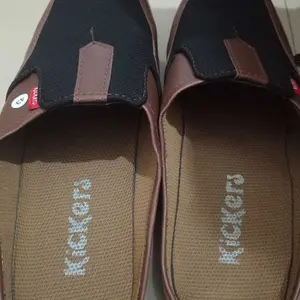 Promo cuci gudang / Sepatu bustong / sepatu slop / sepatu santai / sepatu sandal masa kini Shoes Karet  Sendal Kasual