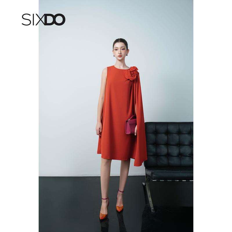 Đầm suông sát nách lệch kèm hoa SIXDO (Orange 3D Flower Silk Loose Dress)