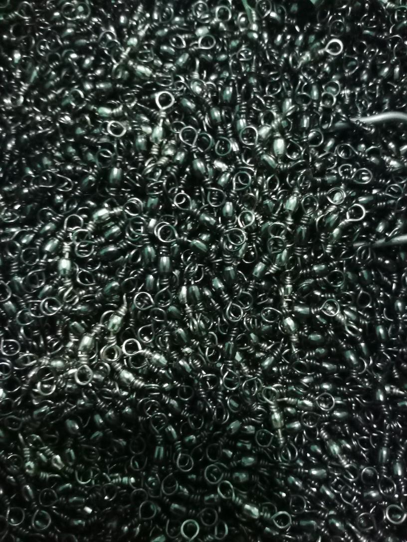 Kili kili swivel isi 30,anti karat kegunaan untuk mancing di laut ,kuat angkatan 16kilo ukuran 10.