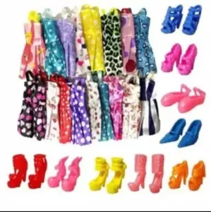 (Baju Berbi Mainan Boneka Berbi) Paket Mainan 5 Baju Berbie 5 Sepatu Berbie 5 Aksesoris Berbie