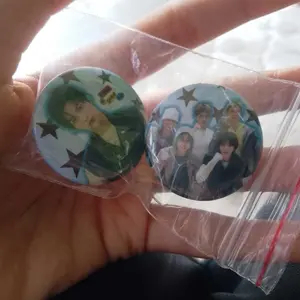 vrill_collection Pin Bros Press 32mm - Pin Button cortis Aesthetic Glossy Aksesoris Tas Lucu