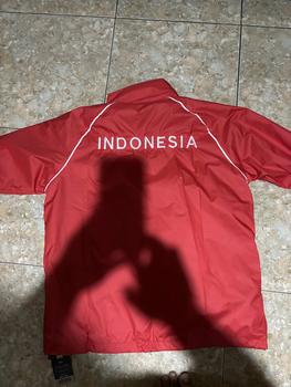 Product Review of Jaket Parasut Vintage trektop Garuda Tangan Panjang timnas Indonesia pria Wanita Original Machiwal Nyaman Santai from O**y o** 1