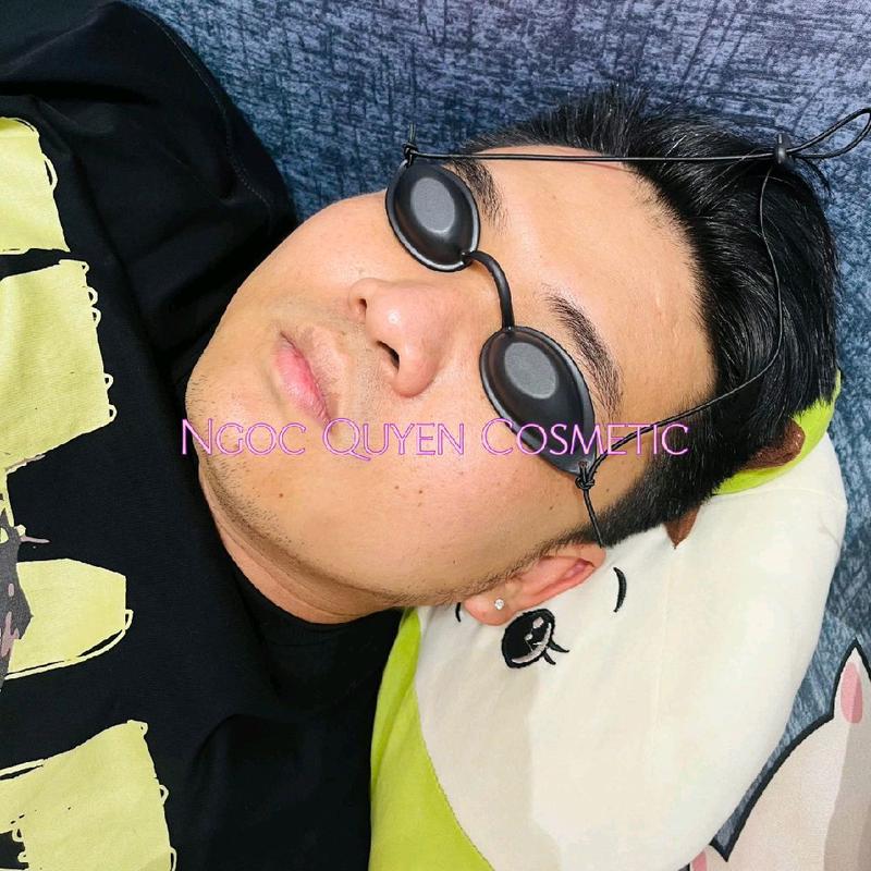 Kính nhựa đen bảo vệ mắt spa-Kính chống tia laser
