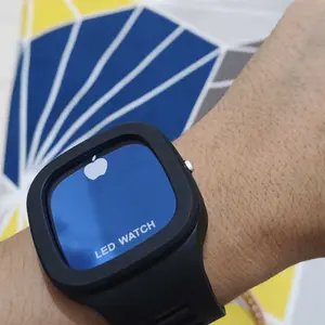 Beli 1 gratis 1 (2pcs) jam fashion Tali rubber