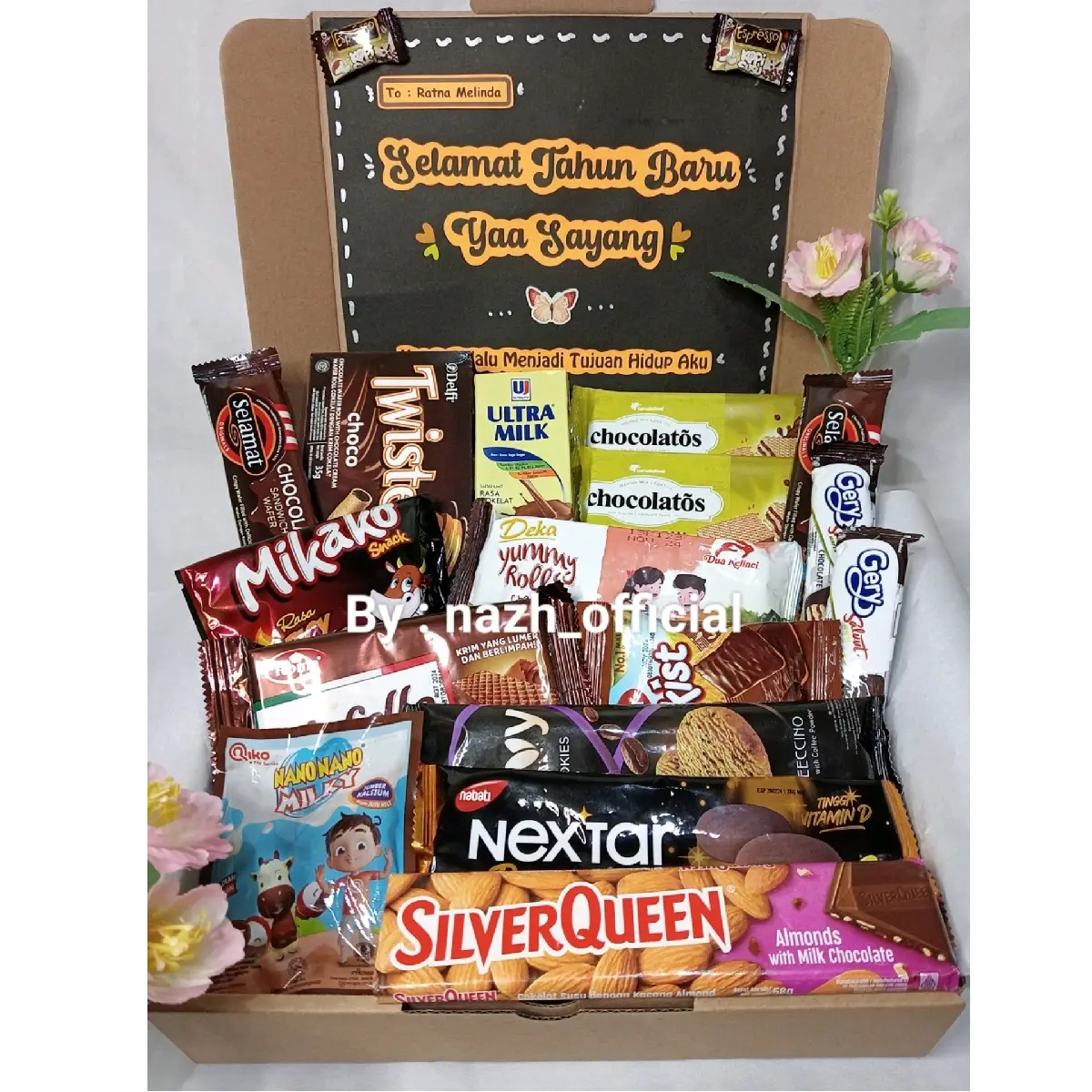 Hampers Snackbox Coklat / kado ulang tahun, kado wisuda, kado anniversary
