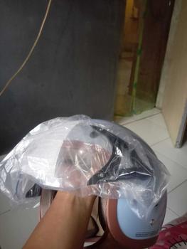 Product Review of HELM BOGO DEWASA KACA PILOT CLEAR MODEL HIJAB RETRO PRIA WANITA LIST BUSA COKLAT FULL LEHER SNI TERBARU MOTORCYCLE from R**😬 2