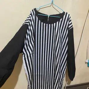VITRAH LONG TUNIK SETELAN WANITA MUSLIM KEKINIAN SETELAN WANITA MOTIF SALUR KATUN MICRO Simple Nyaman