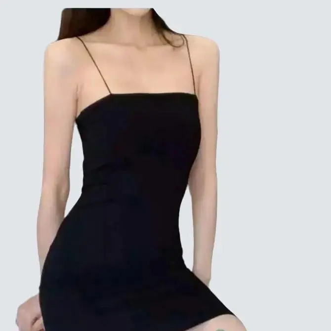 TANKTOP SEKSI / TANKTOP PANJANG / DALAMAN WANITA LEMBUT