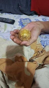 Product Review of Bola Magnet Terapi Telapak dan Jari Tangan Alat Pijat Refleksi Duri Pijet Repleksi Akupuntur Pijit Pemijat Reflekxi Jari Tangan Berduri Hand Massage from b**a i**8 1