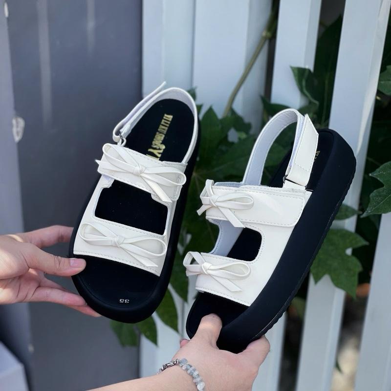 Giày Sandan 2 quai ngang (Nơ  nhí ), đế nhẹ, mẫu chuẩn size,chân gầy  xương lùi  dùm  shop  1 size,chân quai có may viền xung chất chấn.