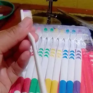 SIKAT GIGI BAHAN LEMBUT 1 SET ISI 10 PCS/ SIKAT GIGI BAHAN LEMBUT TOOTHBRUSH SET