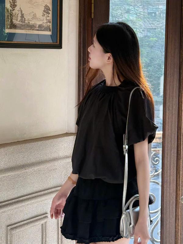 Áo kiểu dáng bồng cổ chun Miho House | BigBuy360 - bigbuy360.vn