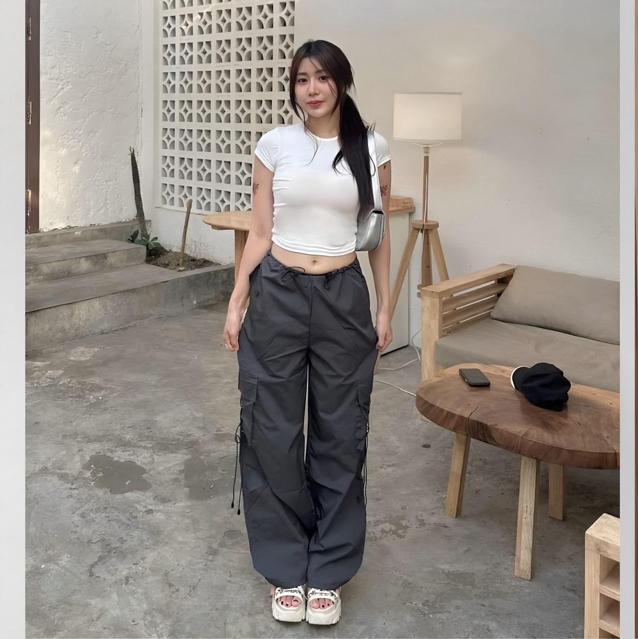 Crop Top Atasan Wanita Lengan Pendek - Basic Crop Top Slim Fit - Kaos 20 Ribuan Cewek