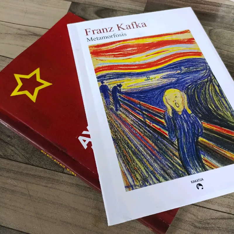 PAKET 2 BUKU FILSAFAT FRANZ KAFKA METAMORFOSIS + AYAT AYAT KIRI KARL MAX 2