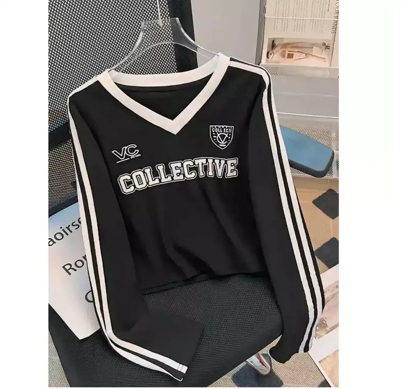 COLLECTIVE KAOS SLIMFIT WANITA KERAH V ATASAN CROP TOP NTR 1