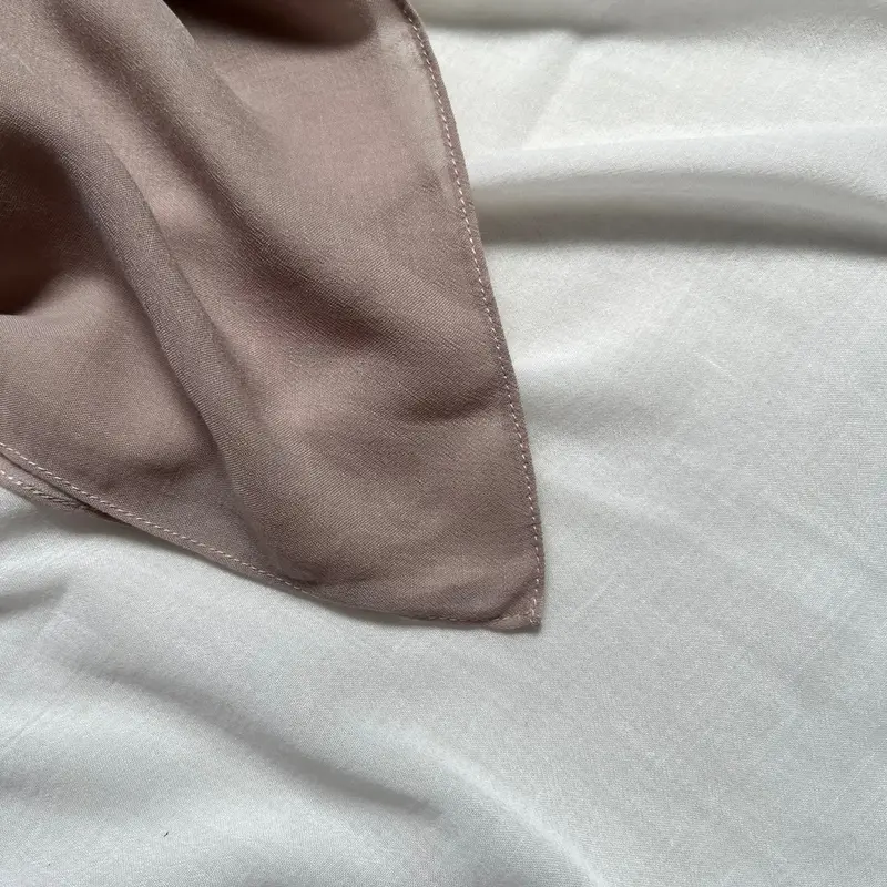 Wear Jada - Emma Segi Empat Anti Lecek Adem Ringan Anti Pusing Square 4