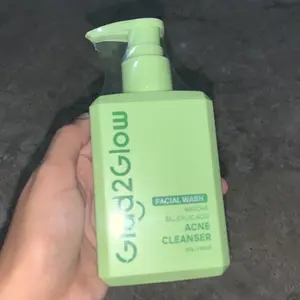 【Ready Stock】Glad2Glow Face Wash Cleanser Gather -glowing blackhead barrier sensitif exfoliating Berjerawat Ceramide Exfoliating | pembersih wajah skincare memutihkan dan glowing | facial wash mencerahkan kulit kusam gentle sabun cuci muka low ph glow