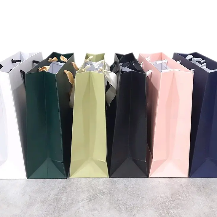Premium Paper bag SEDANG / MEDIUM uk 28 x 9 x 25cm Biru Hadiah Biru Hadiah 1