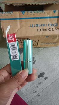 Product Review of Wardah Exclusive Moist Lipstick - Warna Intense dengan Natural Moist dan Glossy Finish - Dilengkapi Vitamin E yang Melembabkan Bibir - Tekstur Halus from L**a 2