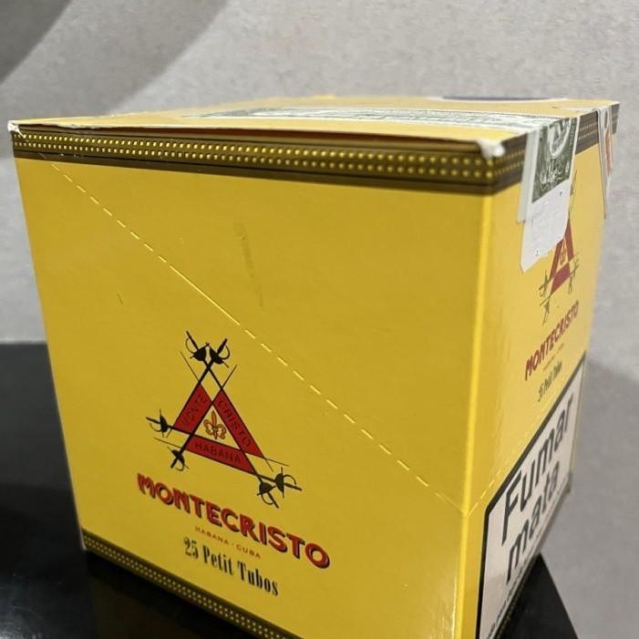 Montecristo Petit Tubos Box ( Isi 25 Batang )