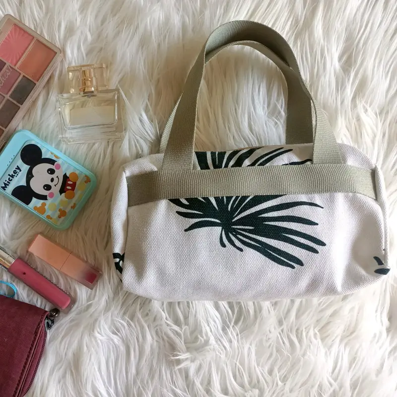 Pouch Cantik Tas Mini Make Up dan Fashion 4