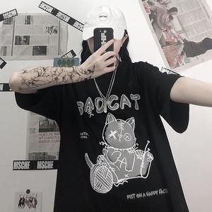 ダークスタイルのトレンド柄プリント婦人用半袖Tシャツ、ラウンドネック、ゆったり、純綿カジュアルトップス、ラウンドネック、ショルダーベルト、ゆったりシルエット、通気性、肩落ちデザインプリントTシャツ夏のゆったりタイプ