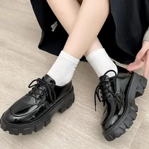 Sepatu docmart wanita  Model Korean style sepatu docmart  pendek glossy & doff  Kasual Karet Elegan Shoes