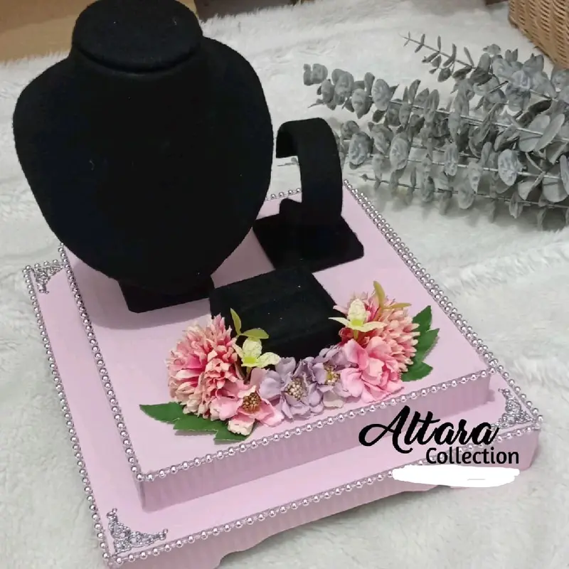 Box set perhiasan pernikahan 2