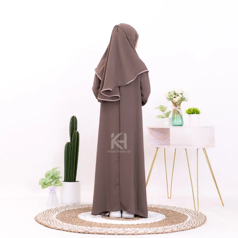Padma syari+Hijab Bahan : cringkle mix brokat Malika +tile (dibagian gamis) DILENGKAPI DENGAN TALI PINGGANG DAN RESLETING DEPAN GAMIS ANAK LEBARAN DENAGN AKSEN TULE MEWAH Baju Muslim 7
