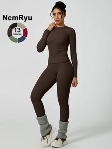 Conjunto de ropa deportiva para mujer con camiseta de manga larga, cuello redondo y leggings de color liso, ropa deportiva cómoda y transpirable para yoga, gimnasio, entrenamiento y para correr, ropa deportiva para señoras para todo el año