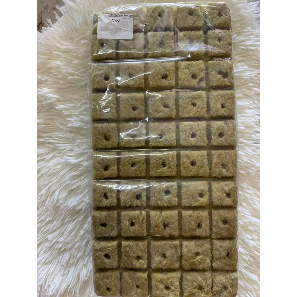 10cubes rockwool 3cmx3cmx4xm seedling ( semai benih hydroponic rock wool)