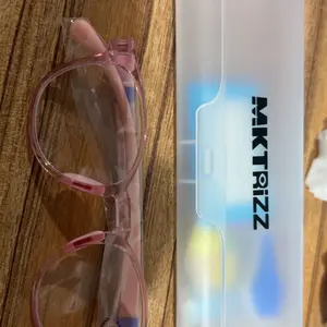 MKTRIZZ Kacamata Anak 2-in-1 Bisa Ganti Lensa - Photochromic & Anti Blue Light, Ringan 14g, Gratis Kotak + Test Pack-101S