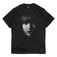 Gambar INKCHANTRESS - LISA BLACKPINK - IC-171 - KAOS HITAM POLOS PREMIUM Cotton Combed 24s Katun Black Minimalist Casual Unisex Fit Lembut Pria Kerah Basic Distro Wanita Baju T-Shirt Band Panjang Keren Tee - Basic, M dari InkChantress Official Kota Surabaya 1 Tokopedia