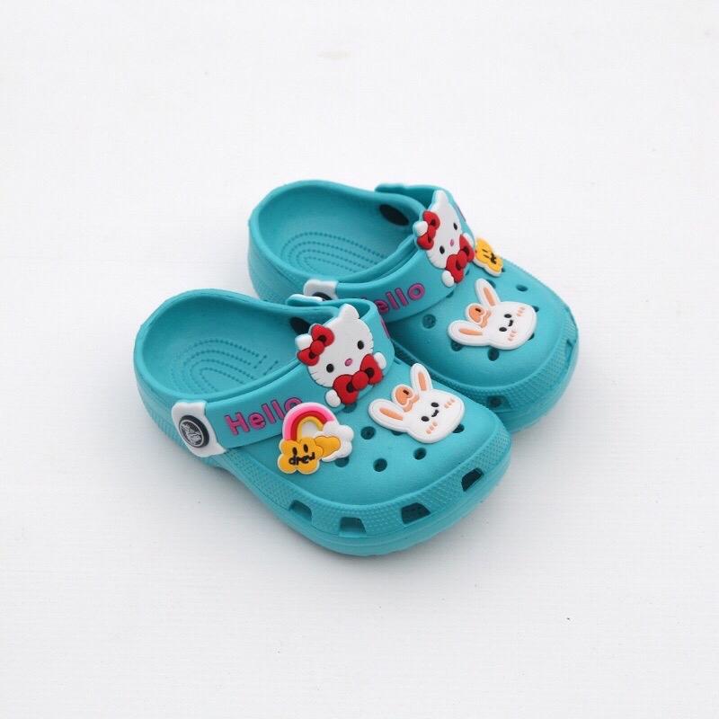 Sandal anak Bae clog Jibbitz HelloKitty Import 3