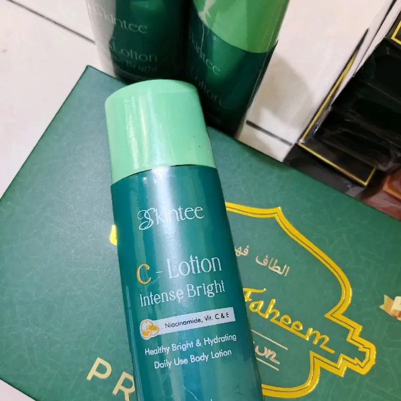 SKINTEE C-LOTION INTENSE BRIGHT Niacinamide, Vit C & E 4